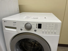 Load image into Gallery viewer, LG Front Load Washer - 6012
