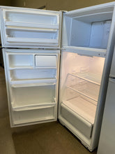 Load image into Gallery viewer, Gibson Refrigerator - 7392
