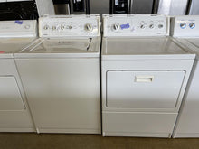 Load image into Gallery viewer, Kenmore Washer and Gas Dryer Set - 6838 - 8747
