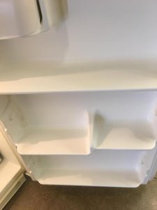 Frigidaire Refrigerator - 4706