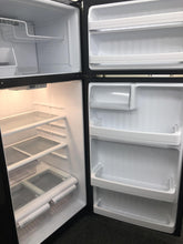 Load image into Gallery viewer, GE Refrigerator - 0544
