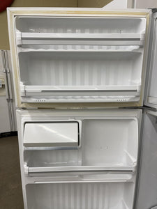 GE Refrigerator - 4072