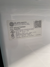 Load image into Gallery viewer, GE Refrigerator - 3294

