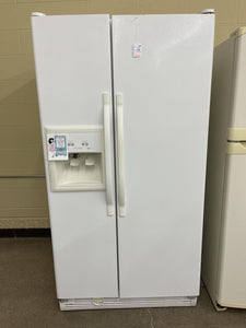 Kenmore Side By Side Refrigerator - 8905