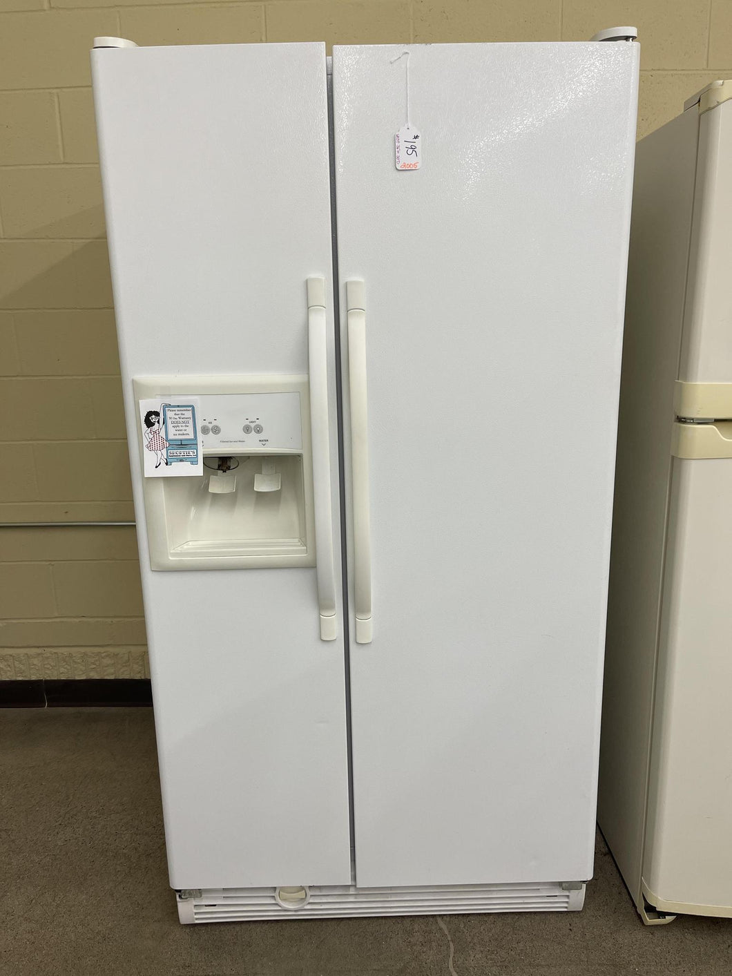 Kenmore Side By Side Refrigerator - 8905