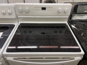 Whirlpool Electric Stove - 3104