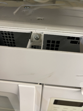Load image into Gallery viewer, Whirlpool White Microwave - 3168

