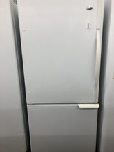Load image into Gallery viewer, Amana Freezer on the Bottom Refrigerator - 1567

