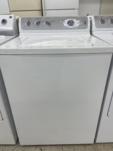 Load image into Gallery viewer, GE Washer and Gas Dryer Set - 6312 - 8551
