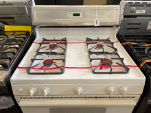 Load image into Gallery viewer, Hotpoint Gas Stove - 2257
