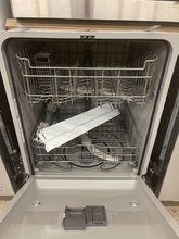 Load image into Gallery viewer, GE White Dishwasher - 0971
