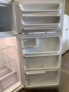 Kenmore Refrigerator - 4379