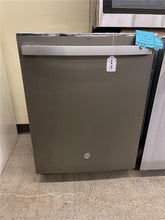 Load image into Gallery viewer, GE Top control Stainless Dishwasher - 2755
