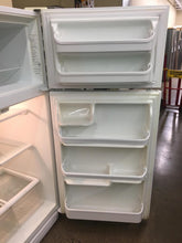 Load image into Gallery viewer, Frigidaire Refrigerator - 4721
