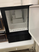 Load image into Gallery viewer, Gibson Bisque Refrigerator - 2674
