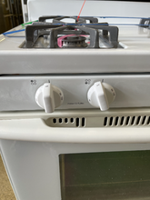 Load image into Gallery viewer, Maytag Gas Stove - 1474
