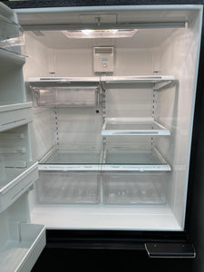 Amana Refrigerator with Bottom Freezer - 2814