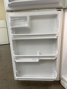 Kenmore Refrigerator - 7110