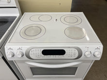 Load image into Gallery viewer, KitchenAid Slide-In Electric Stove - 8917
