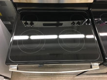 Load image into Gallery viewer, GE Stainless Electric Stove - 6670
