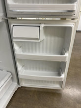 Load image into Gallery viewer, Hotpoint Refrigerator - 1221
