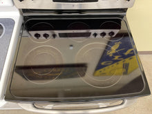 Load image into Gallery viewer, GE Stainless Electric Stove - 5422
