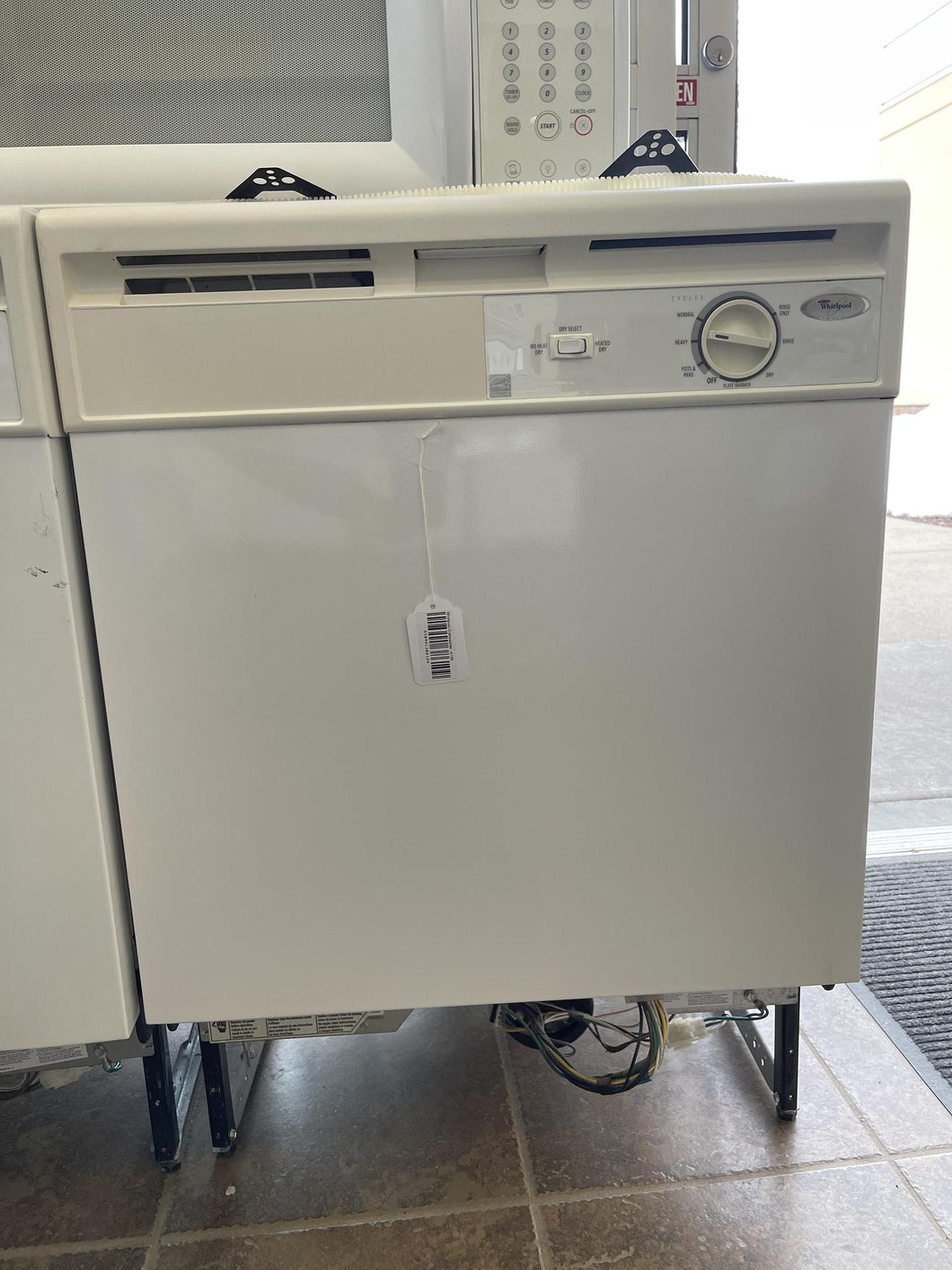 Whirlpool Dishwasher - 6109