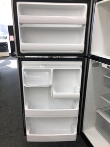 GE Stainless Refrigerator -1586