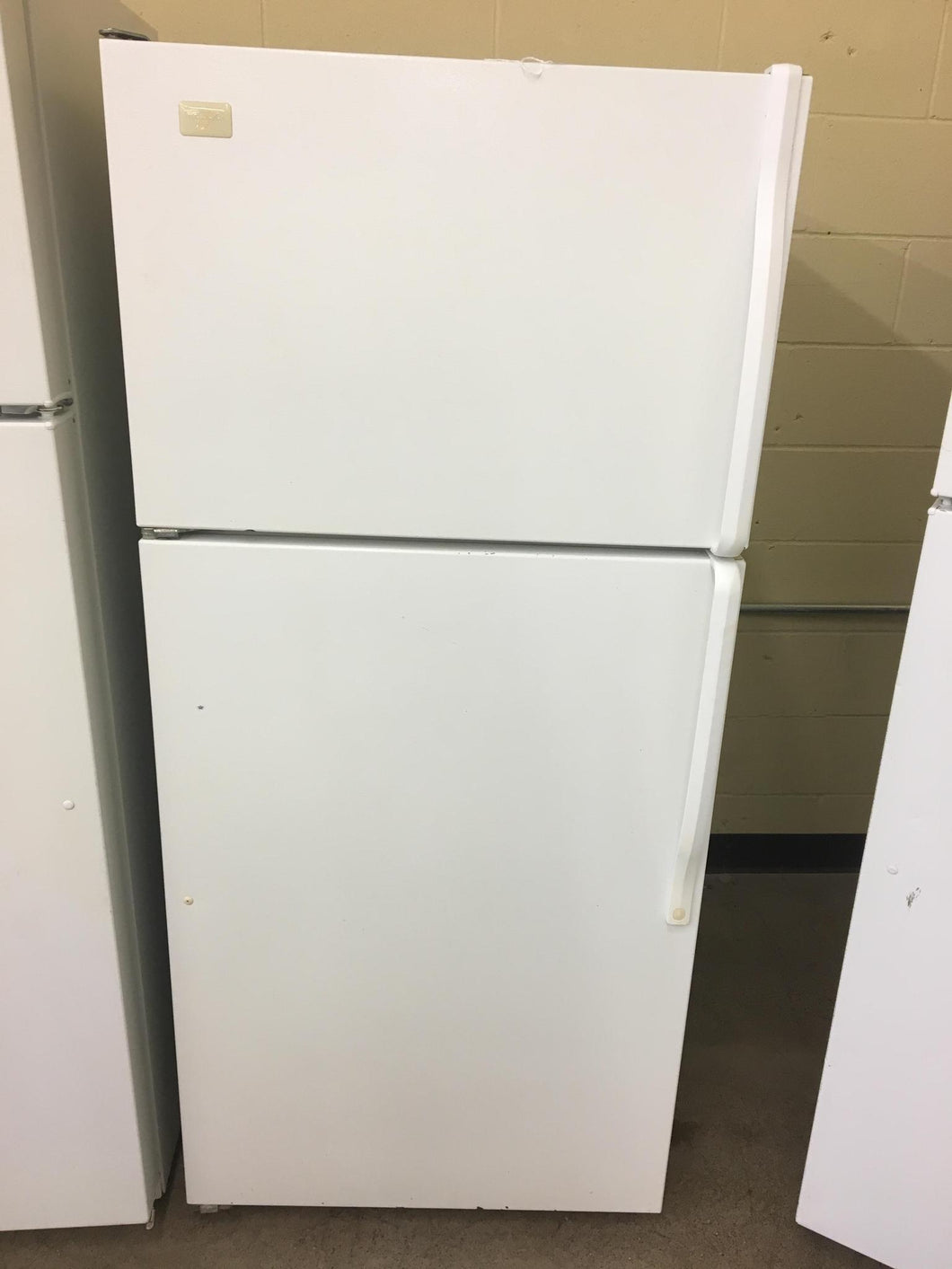 Whirlpool Refrigerator - 8491