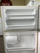 Load image into Gallery viewer, Frigidaire Refrigerator - 4511
