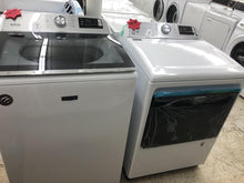 Load image into Gallery viewer, NEW Maytag Washer and Gas Dryer Set - 2730-8718
