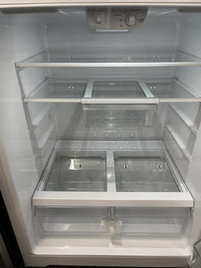 GE Refrigerator - 9981