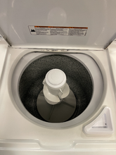 Load image into Gallery viewer, Admiral Washer and Gas Dryer Set - 2977 - 2976
