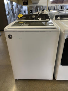 Whirlpool Washer and Gas Dryer Set - 8834 - 1392