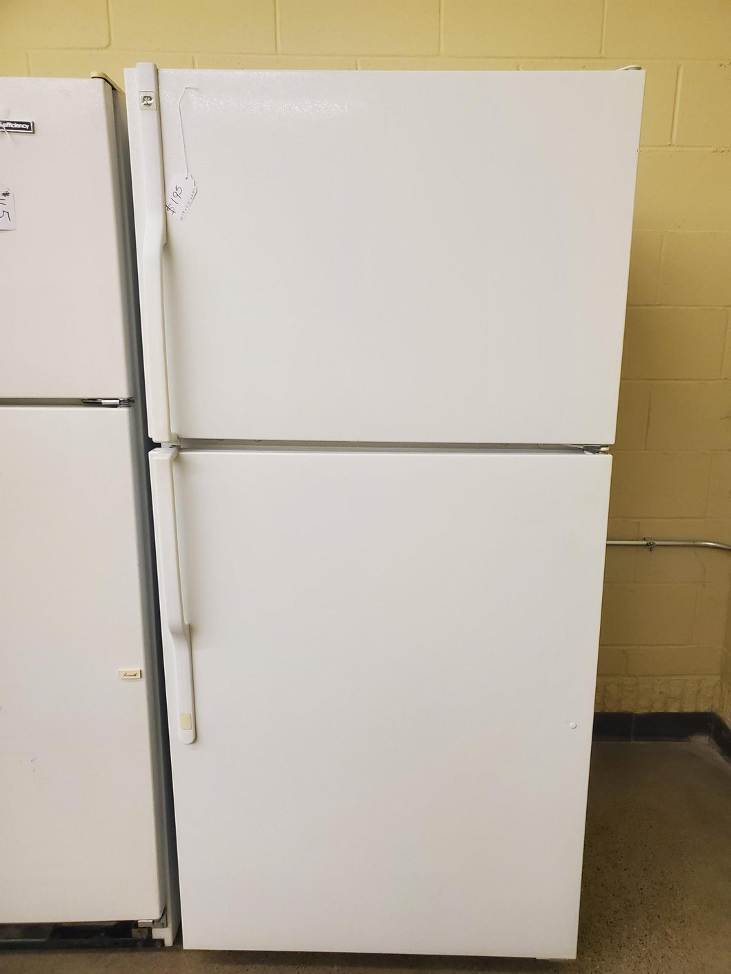 GE Refrigerator - 0936
