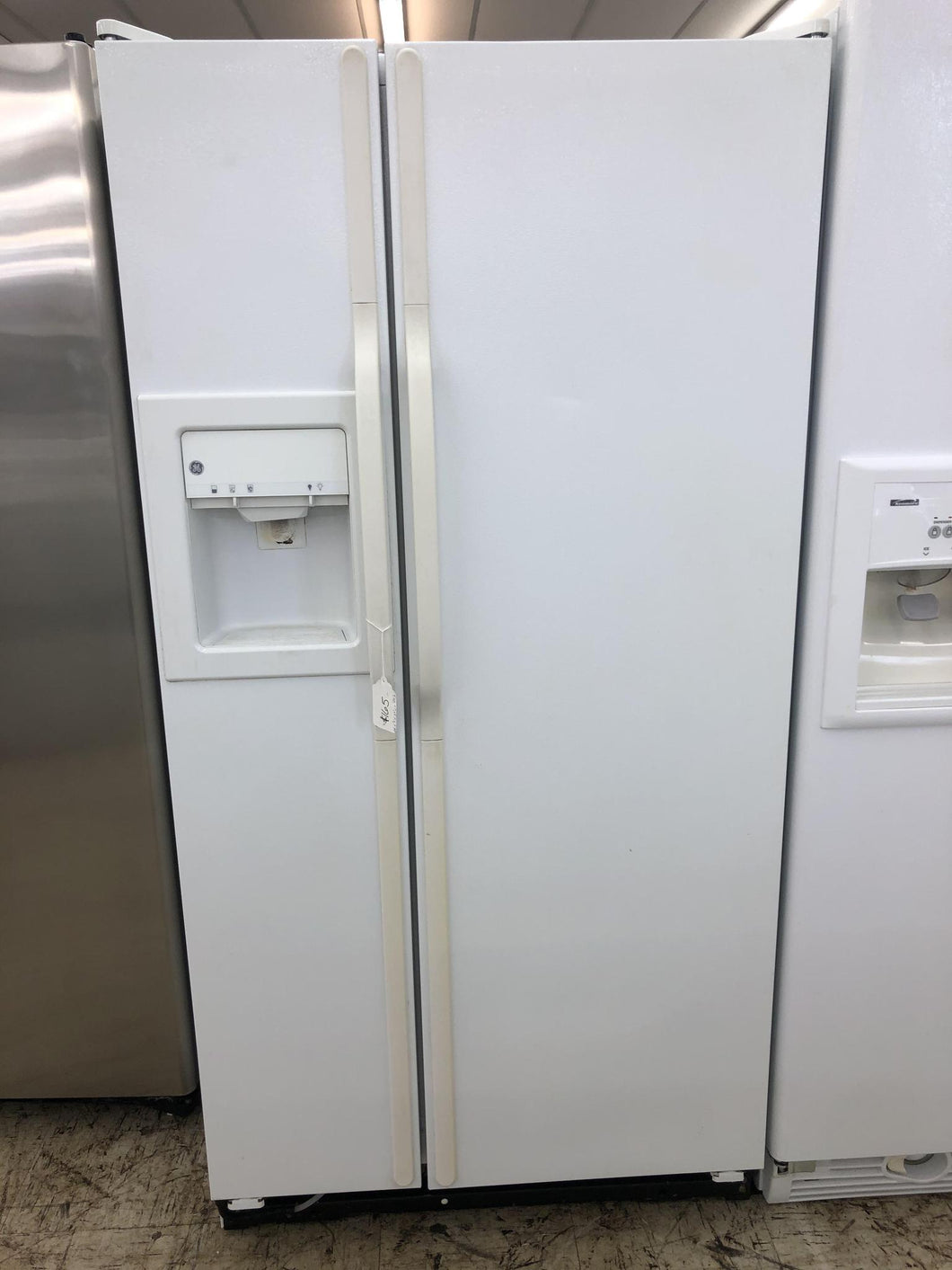 GE Side by Side Refrigerator - 1616