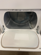 Load image into Gallery viewer, Whirlpool Washer and Gas Dryer Set - 3373 - 3384
