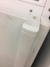 Load image into Gallery viewer, GE White Refrigerator - 0661
