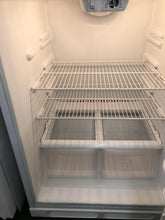 Load image into Gallery viewer, Frigidaire Refrigerator - 1558
