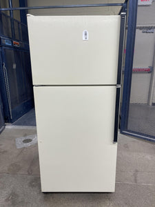 Kenmore Refrigerator - 3825