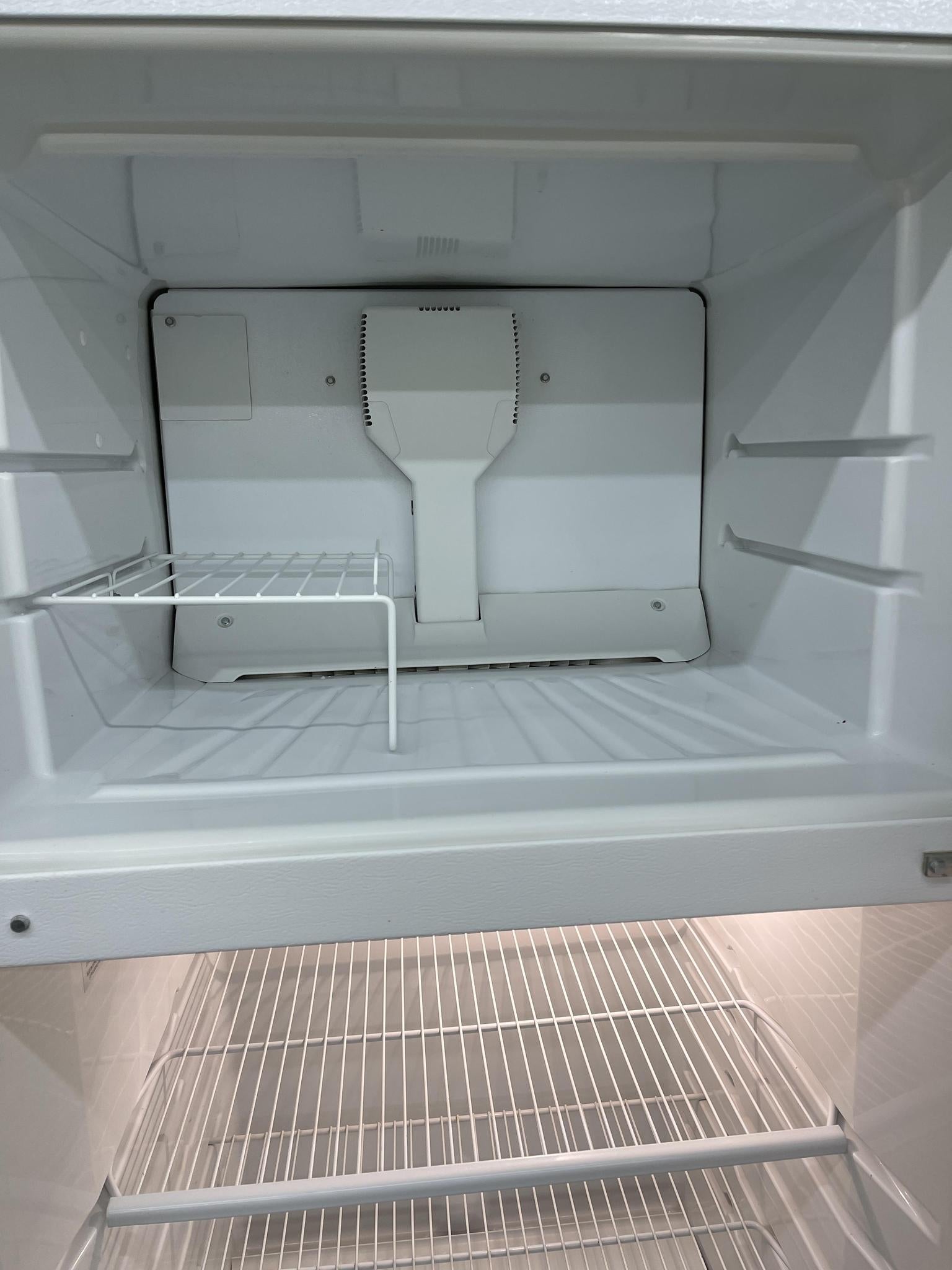 Whirlpool Refrigerator - 6507 – Shorties Appliances And More, LLC