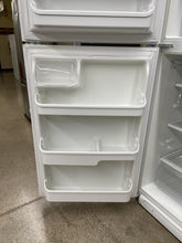 Load image into Gallery viewer, Frigidaire Refrigerator - 4471
