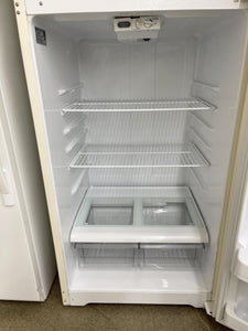 GE Refrigerator - 6116