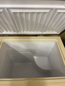 Whirlpool Bisque Freezer - 0955