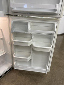 Whirlpool Refrigerator - 6913