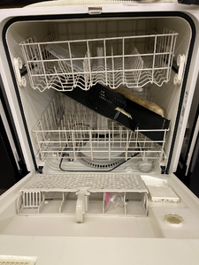 Whirlpool Dishwasher - 2568