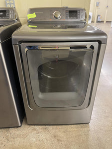 Samsung Top Load Washer and Electric Dryer - 1514 - 3095