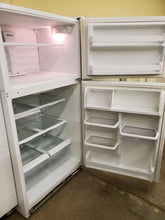 Load image into Gallery viewer, Kenmore Refrigerator - 2820
