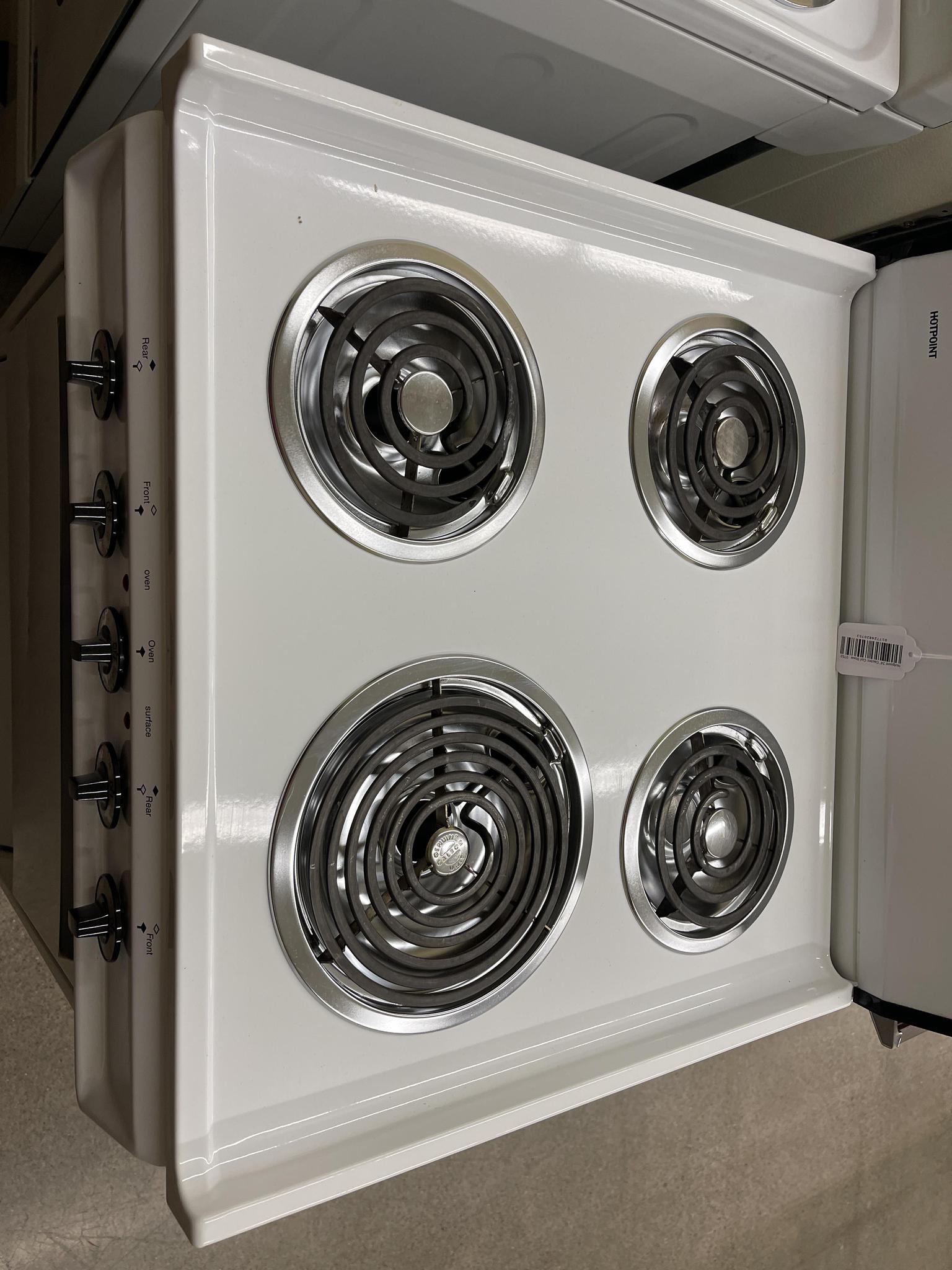 Hotpoint Electric 24 inch mini stove 240 volts for Sale in San Diego