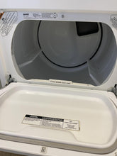 Load image into Gallery viewer, Kenmore Washer and Gas Dryer Set - 0975-6374
